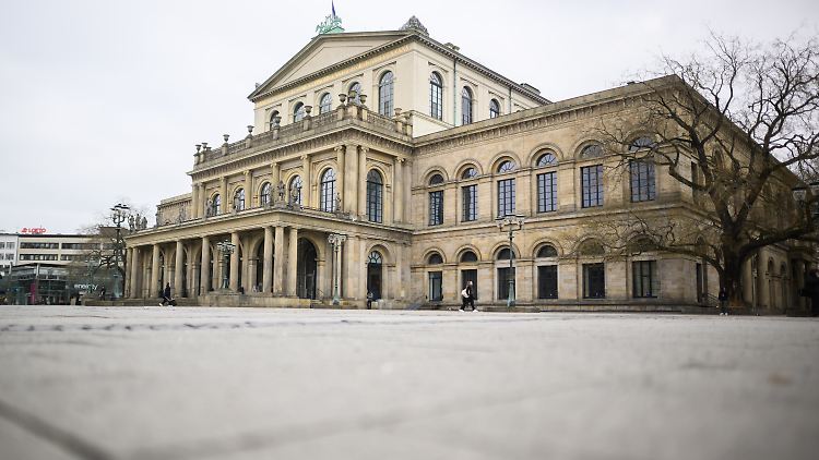 Freunde werden der Choreograf und die Redakteurin wohl nicht mehr.