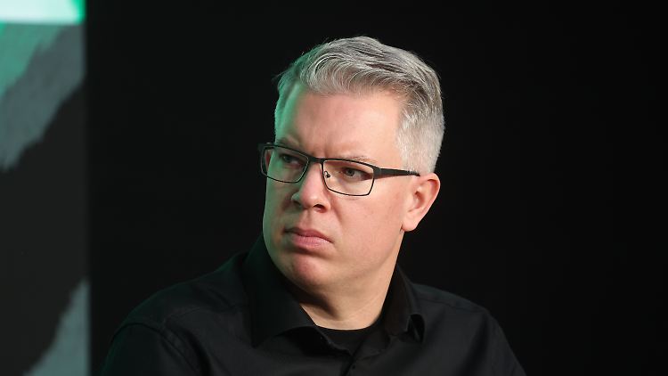 Der passionierte Tech-Investor will es jetzt wissen.