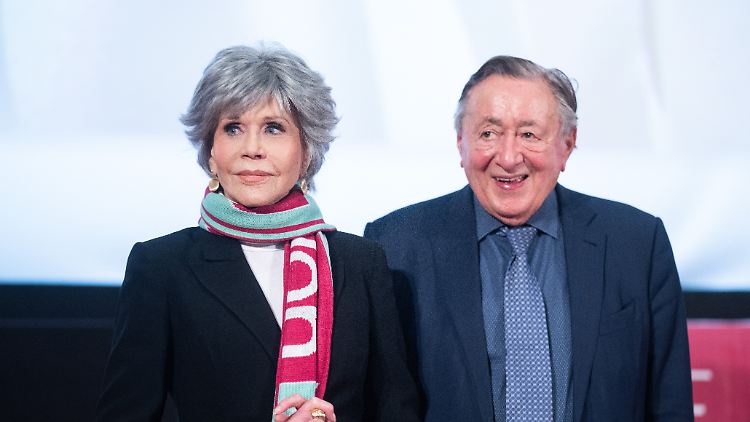 Jane Fonda hatte sich ihren Wien-Besuch an der Seite von Richard Lugner irgendwie anders vorgestellt.