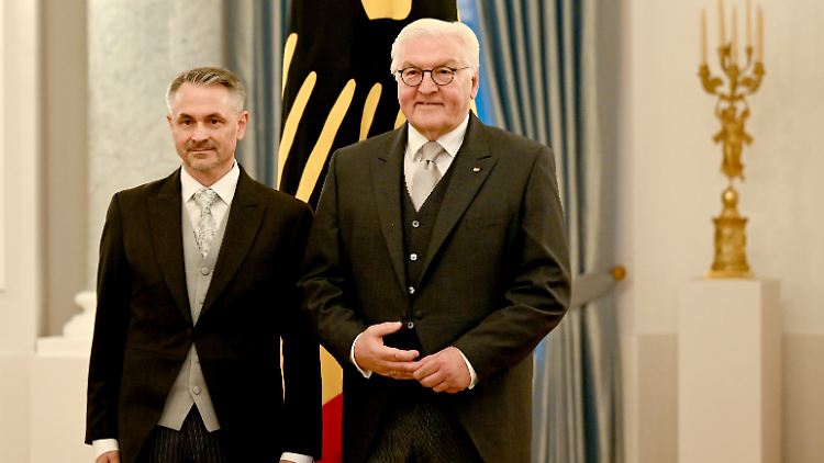 Dariusz Pawlos (l.) bei seiner Akkreditierung als Botschafter bei Bundespräsident Frank-Walter Steinmeier.