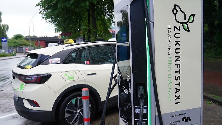 Hamburgs Zukunft der Taxibranche ist elektrisch.