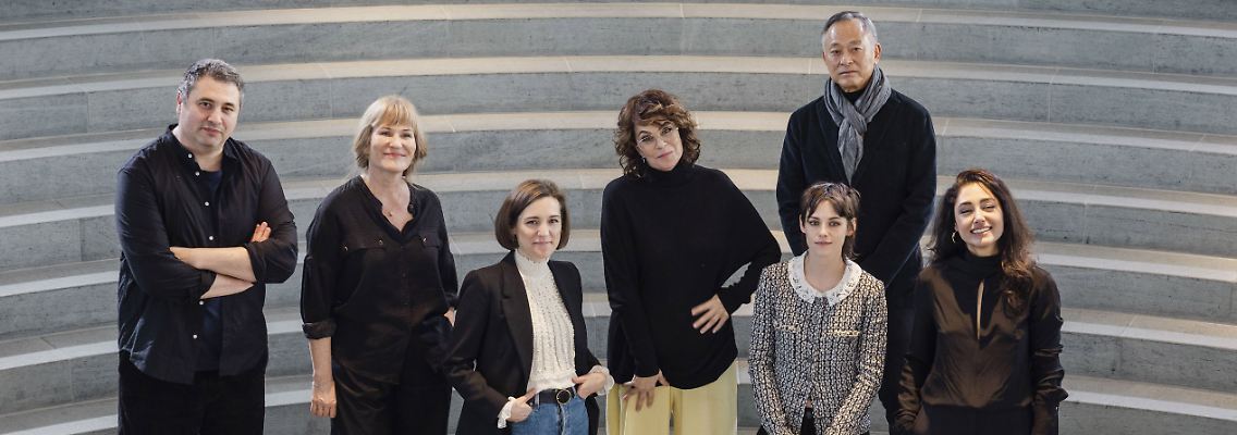 0-internationale-jury-2023_ORG.jpg