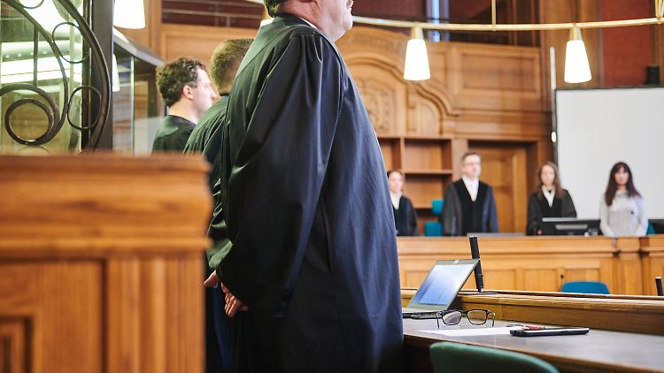 Die Strafkammer folgte mit ihrem Urteil den Anträgen der Staatsanwaltschaft.