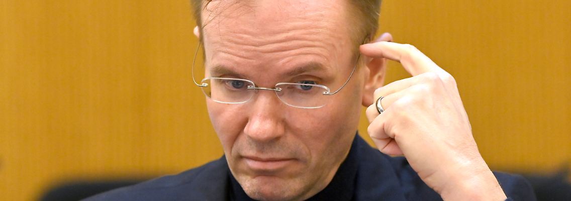 395215640.jpg