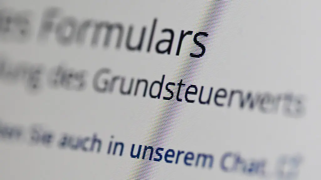 Auf-einem-Compterbildschirm-wird-die-Steuerplattform-Elster-mit-einem-Formular-fuer-die-Eingabe-der-Grundsteuererklaerung-angezeigt