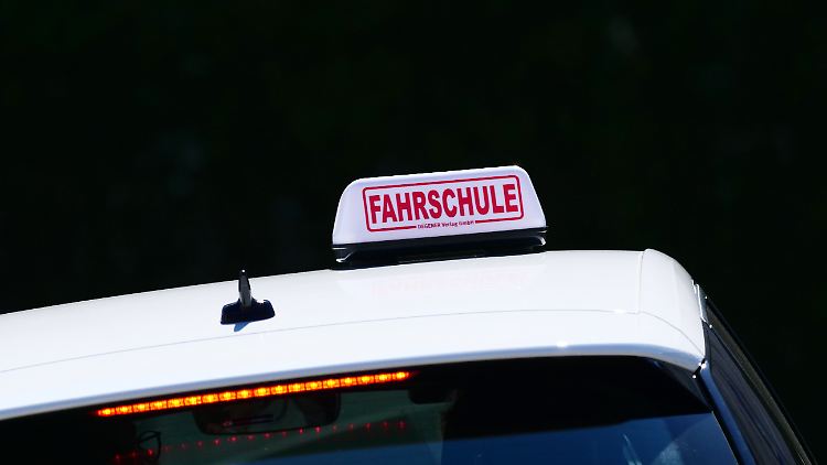 2022 gab es laut TÜV-Verband rund 3,6 Millionen praktische und theoretische Prüfungen.