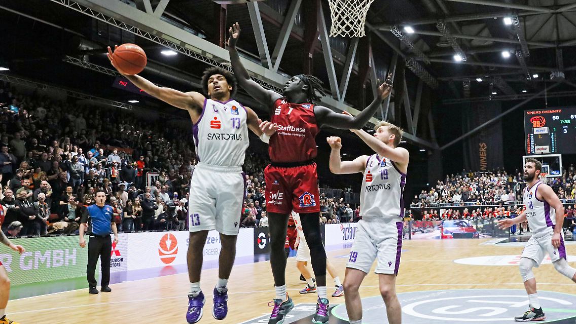 Was rief ein Zuschauer beim Spiel der Niners gegen Göttingen?