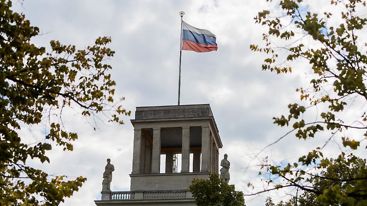 Der Spion fütterte die russische Botschaft mit "einer signifikanten Menge" an Material.