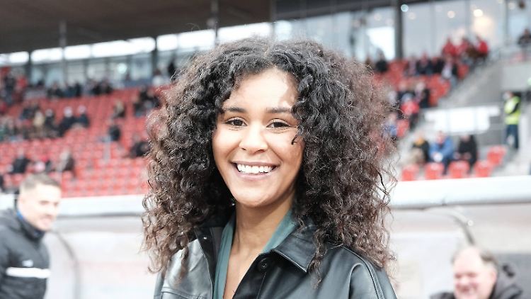 Stieg 2020 freiwillig aus der Sendung aus: Lijana Kaggwa.