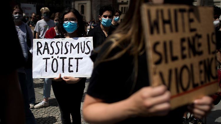 Am 19. Februar jährt sich der Anschlag in Hanau zum dritten Mal. Damals hatte ein Rechtsextremer aus rassistischen Motiven neun Menschen getötet. 