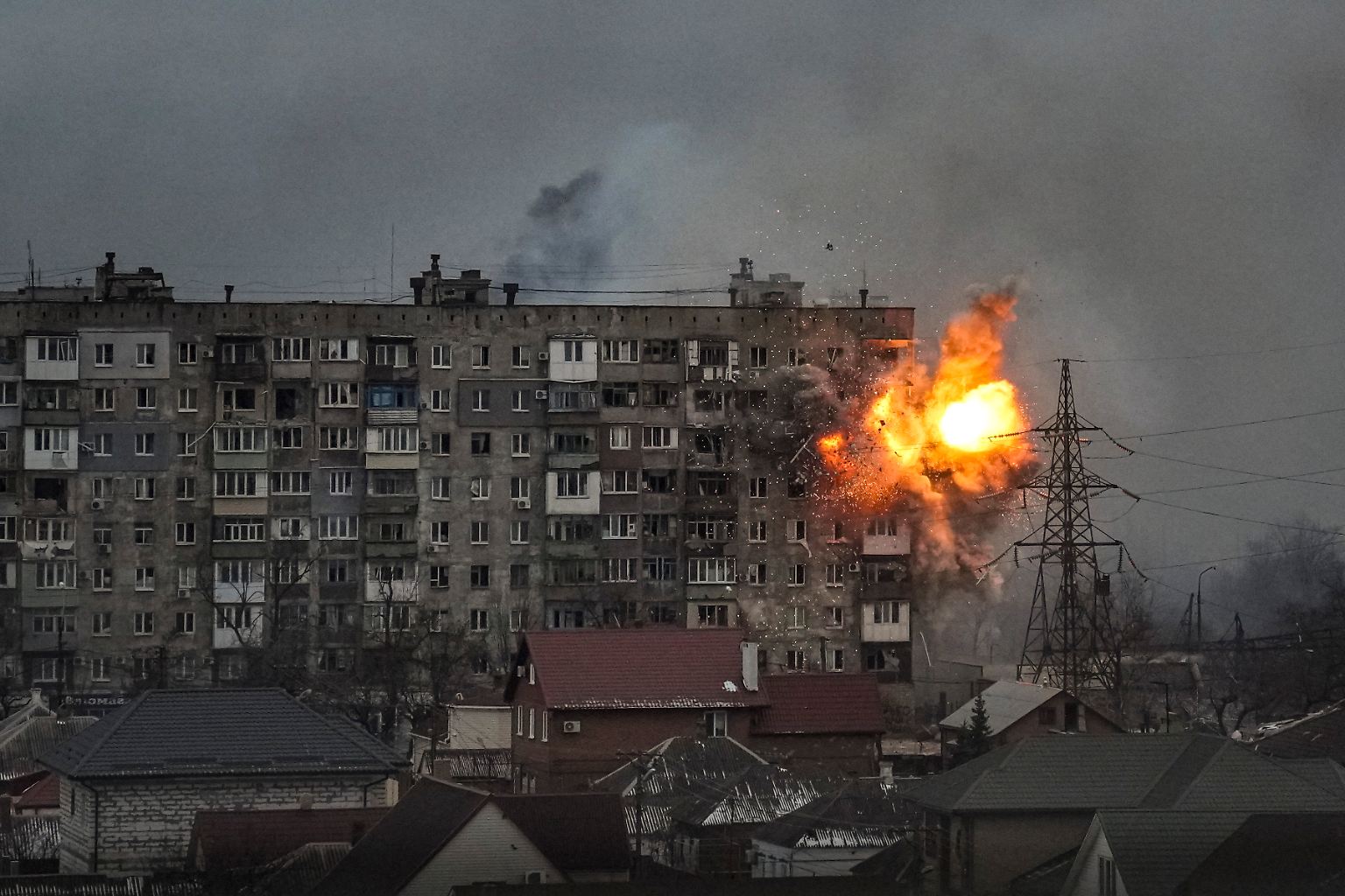 Butscha. Mariupol (Bild). Bachmut.