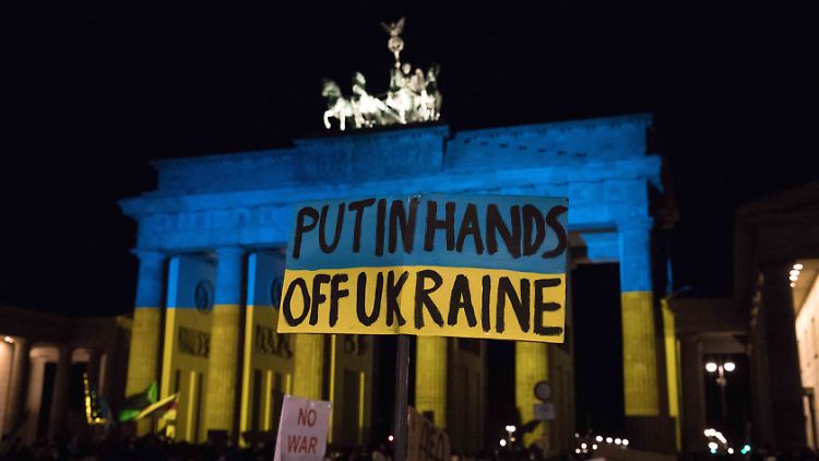 Die Ukraine rasch in die NATO aufzunehmen, hält Stefanie Babst für den richtigen Schritt.