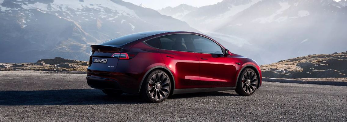 Kein Elektroauto wurde 2022 in Deutschland so oft zugelassen wie Teslas SUV Model Y.