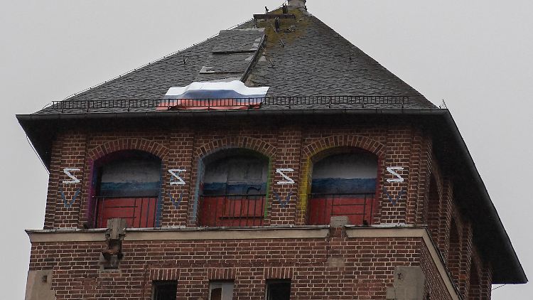 Eigentlich sollte das historische Gebäude längst saniert werden. Die Inflation bremst die Umbau-Pläne jedoch aus.