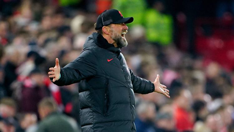 Jede Emotion von Klopp wird genauestens betrachtet.