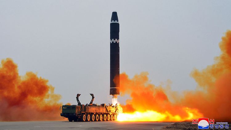  Die Reichweite von ICBM überschreitet 5500 Kilometer.