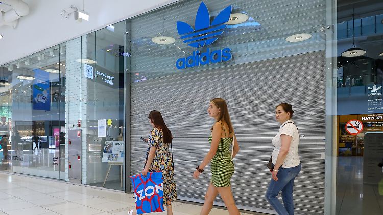 Marken wie Adidas, H&M oder Hugo Boss haben sich aus Russland zurückgezogen.