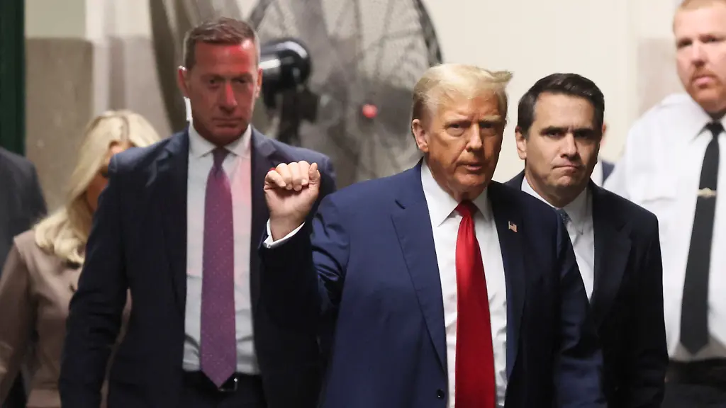 bacf6594123bf25a5c4649b05e3229ea