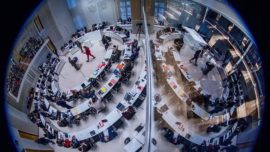 Die-Abgeordneten-im-Landtag-von-Mecklenburg-Vorpommern