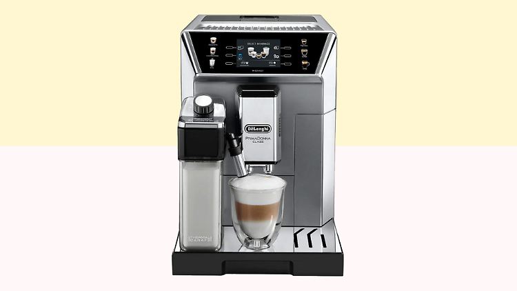 Diesen Kaffeevollautomaten von De’Longhi gibt es bei eBay mit üppigem Preisnachlass.