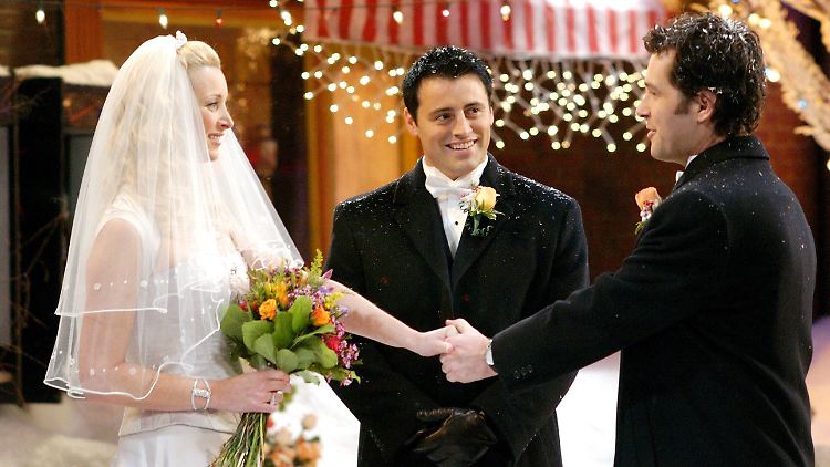 Mimte in "Friends" den Ehemann von Lisa Kudrow (l.): Paul Rudd (r.).