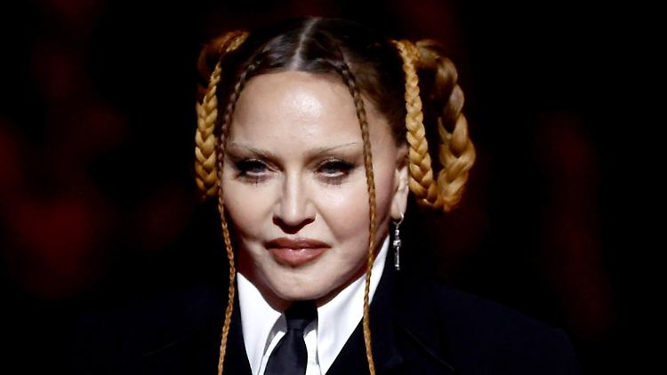 War bei den diesjährigen Grammys kaum wiederzuerkennen: Madonna.