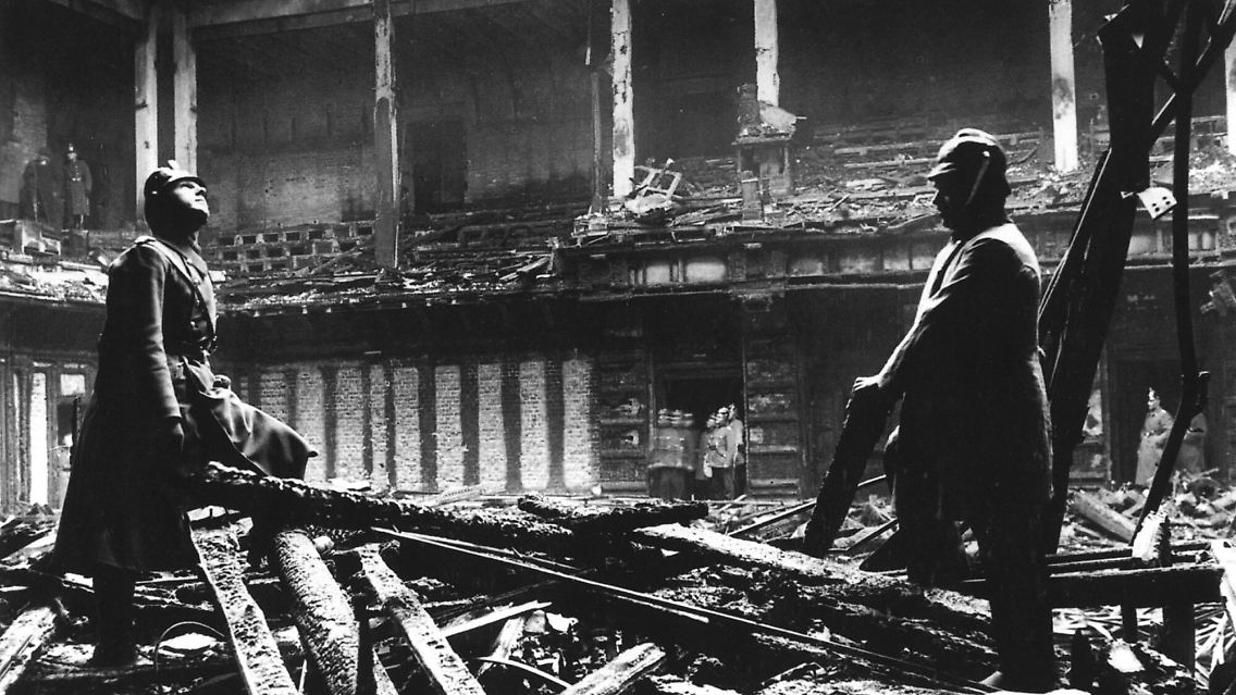 Diese dürren Fakten aus den Ermittlungsakten zum Reichstagsbrand am 27. Februar 1933 sind vielleicht das Einzige, worüber 90 Jahre später weitgehend Konsens herrscht.