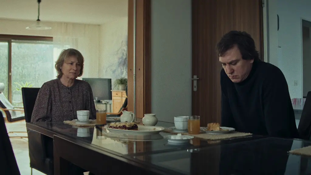 3-Jakub-Bejnarowicz-Port-au-Prince-Schwarzweiss-Senator-2024-org