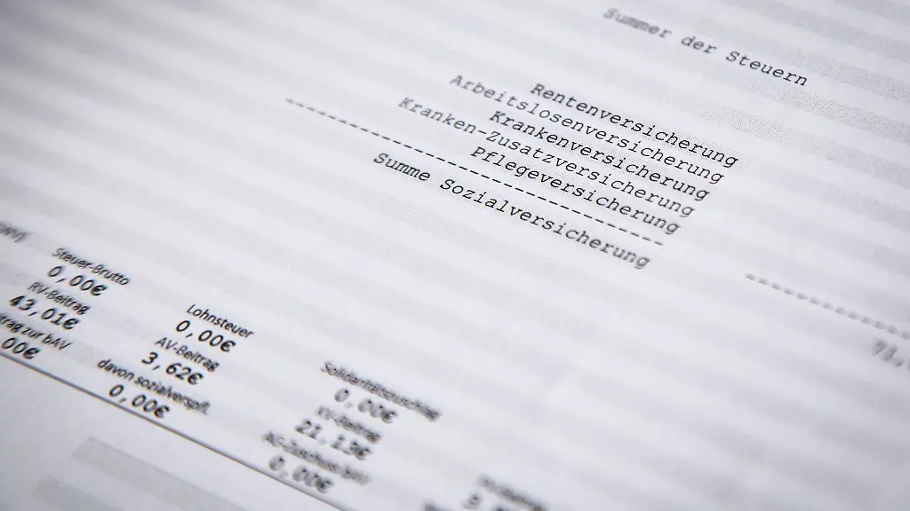 Die-Gehaltsabrechnung-sieht-meist-unspektakulaer-aus-Es-lohnt-sich-dennoch-die-Lohnabrechnung-genau-zu-pruefen