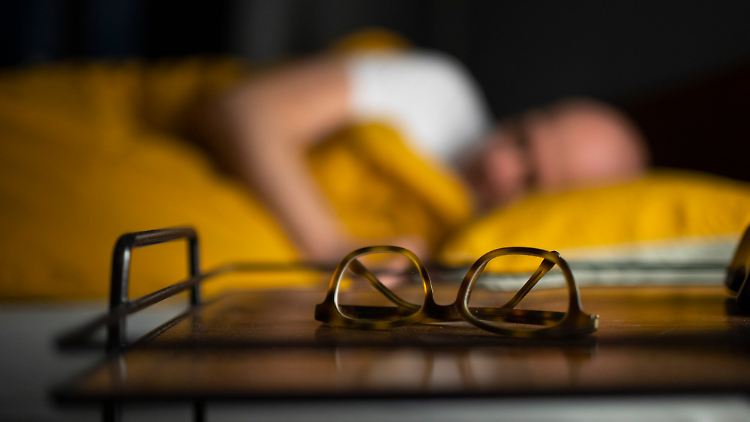 Die ideale Schlafdauer legen die Forscher bei sieben bis acht Stunden pro Nacht fest.