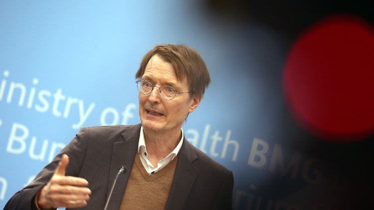 Die Gesetzespläne des Gesundheitsministers zielen darauf, das Kliniknetz in drei Versorgungsstufen einzuordnen und entsprechend zu finanzieren.