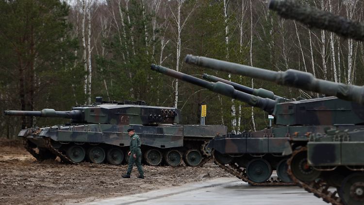 Polen kündigte zuvor an, der Ukraine Leopard-2-Panzer eines älteren Typs bereitzustellen.