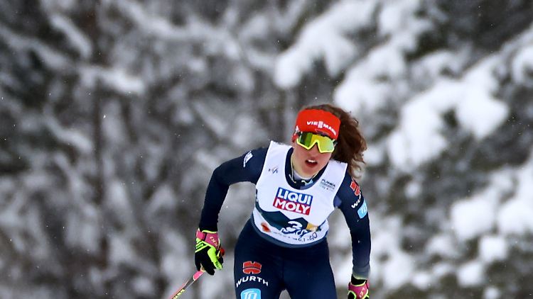 Nathalie Armbruster auf dem Weg zu ihrer zweiten WM-Medaille.