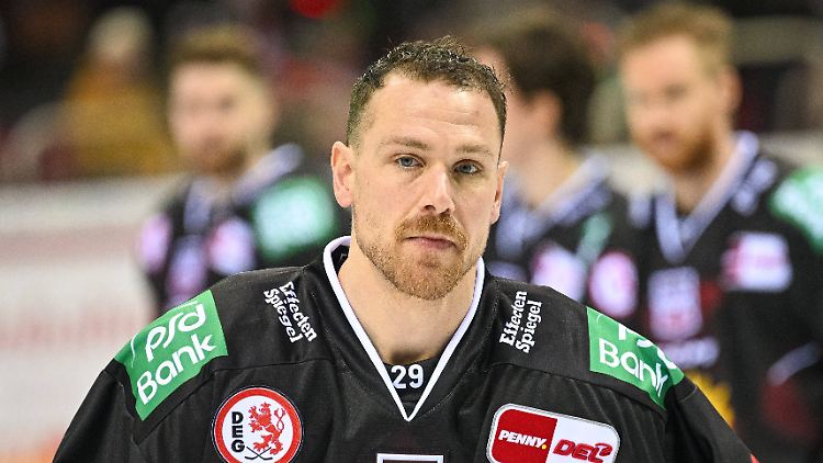 Ergriffen: Alexander Barta.