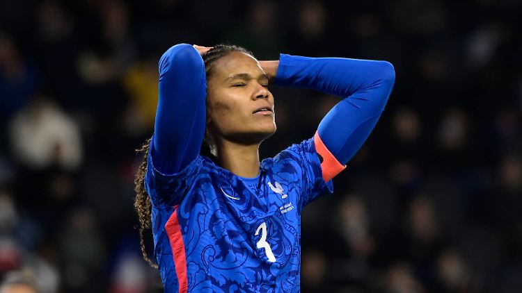 Für Wendie Renard geht es im Nationalteam so nicht weiter.