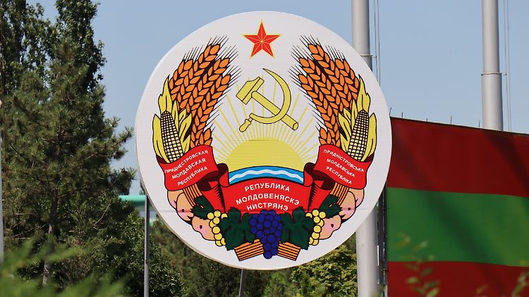 Hammer und Sichel in Tiraspol, der Hauptstadt von Transnistrien. Auf dem Gebiet der Republik Moldau gibt es seit über 30 Jahren ein prorussisches Separatistengebiet.