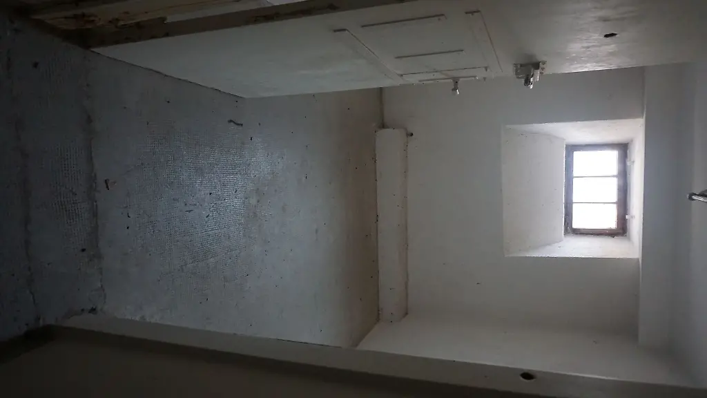 Das-Foto-zeigt-den-ehemaligen-Gestapo-Keller-in-Neustadt-an-der-Weinstrasse