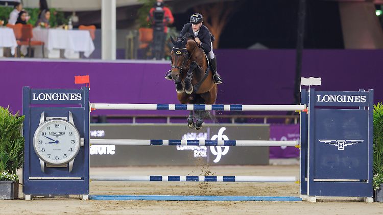 Marcus Ehning tritt zum Tour-Auftakt in Doha als Titelverteidiger an.