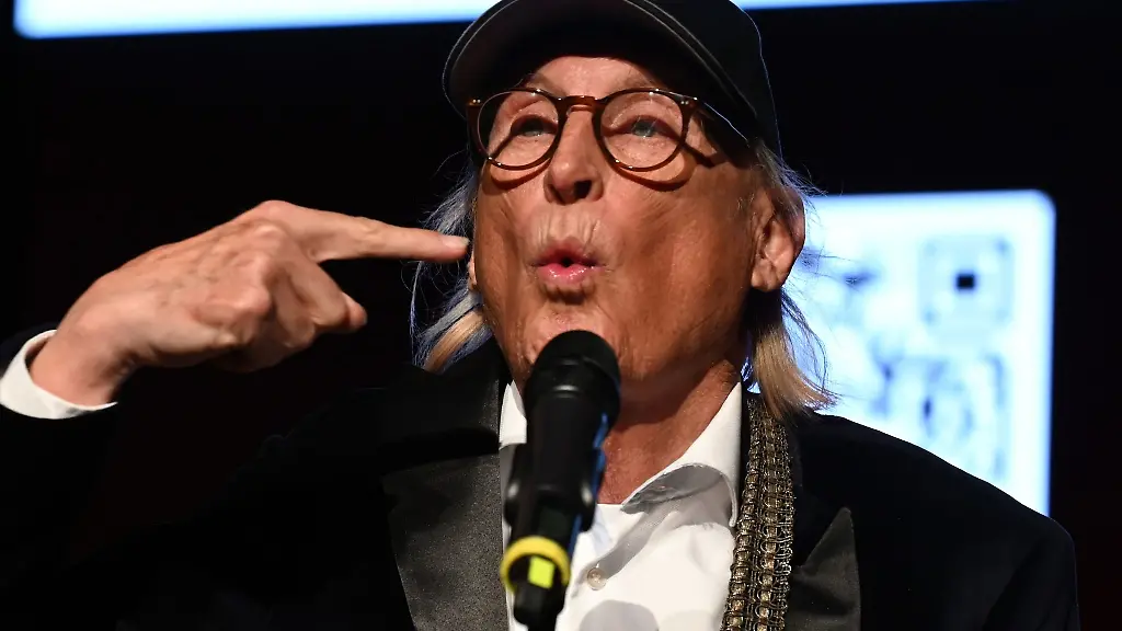 Der-Komoediant-Otto-Waalkes-tritt-im-Rahmen-des-Festaktes-auf