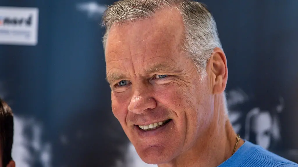 Henry-Maske-Ex-Weltmeister-im-Halbschwergewicht-und-Schirmherr-der-Meisterschaften-bei-der-Pressekonferenz-zu-den-100-Deutschen-Box-Meisterschaften