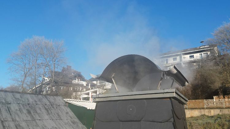 Nach den Plänen der Grünen sollen neu eingebaute Heizungen künftig mindestens zu 65 Prozent mit erneuerbaren Energien betrieben werden.
