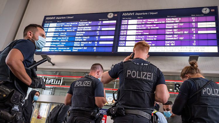 Am Hauptbahnhof in Dortmund wurden mehr Waffendelikte und Straftaten im Zusammenhang mit Drogen registriert als an jedem anderen deutschen Fernbahnhof.