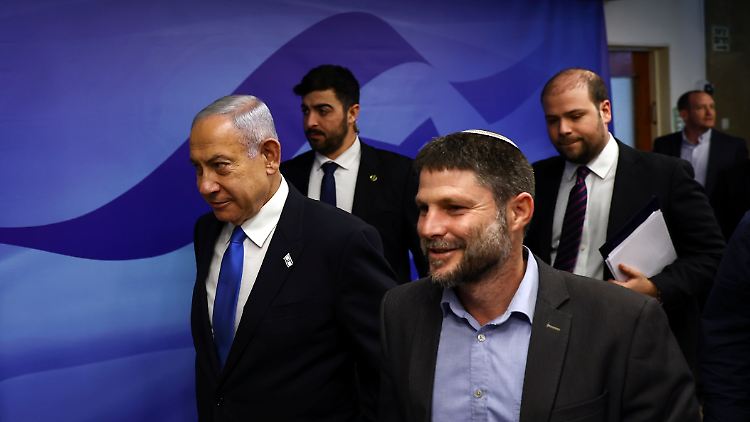 Finanzminister Bezalel Smotrich (r.) ist zuständig für den Siedlungsausbau im Westjordanland.