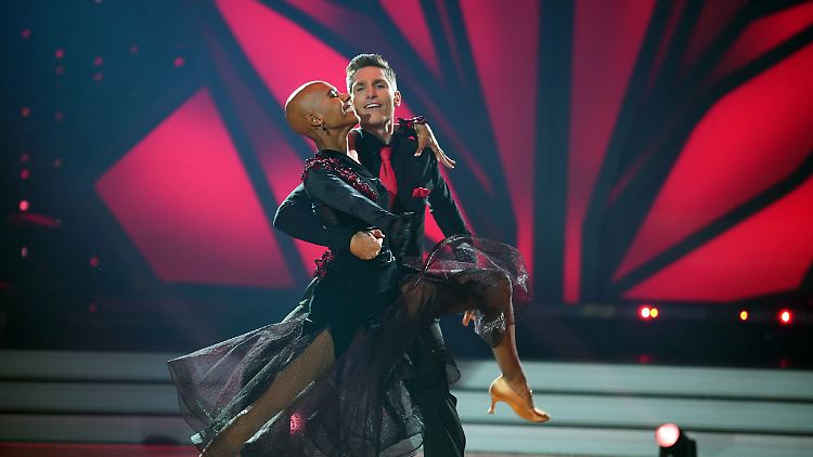 Bei der ersten Show noch gemeinsam stark: Sharon Battiste und Christian Polanc.