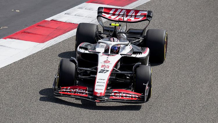 Haas-Pilot Nico Hülkenberg freut sich auf ein weiteres Jahr in der Formel 1.