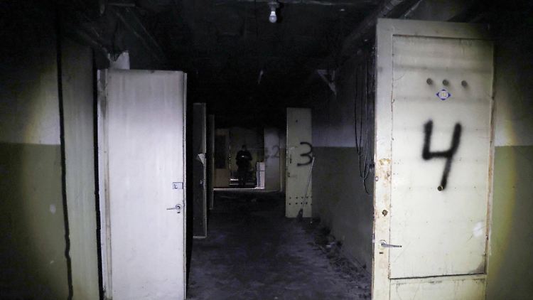 Eine Untergrund-Folterstätte in Cherson. Eine Ermittlergruppe befragte mehr als 1000 Betroffene.