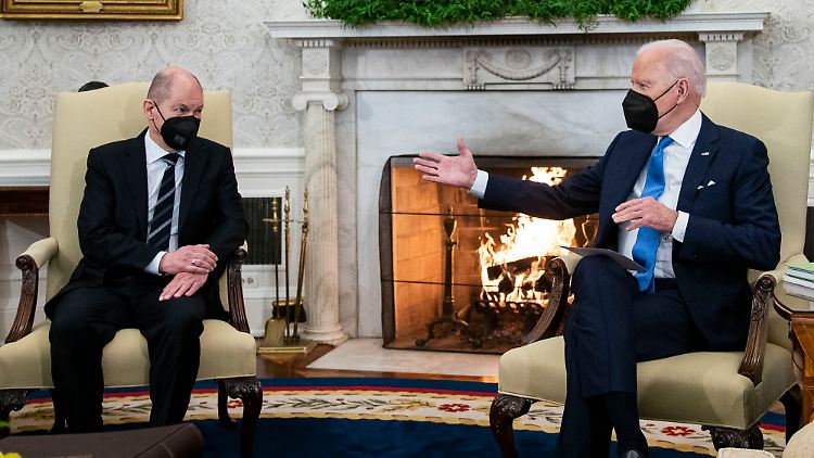 Olaf Scholz und Joe Biden am 7. Februar 2022 im Oval Office. 17 Tage später überfiel Russland die Ukraine.