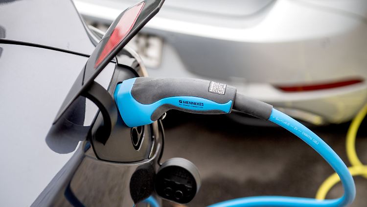 Einmal vollladen: Was das gerade kostet, haben viele beim E-Auto nicht immer sofort auf dem Schirm.