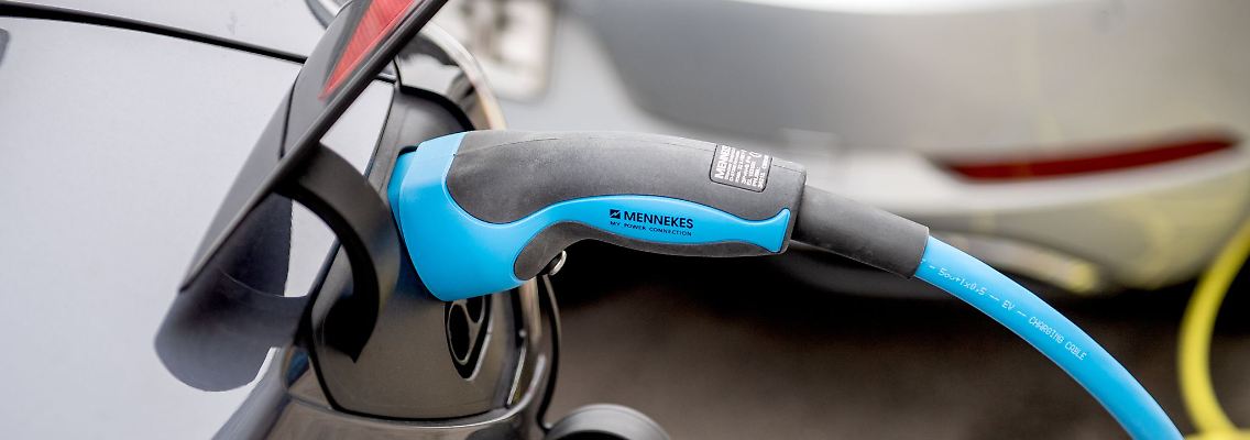Einmal vollladen: Was das gerade kostet, haben viele beim E-Auto nicht immer sofort auf dem Schirm.