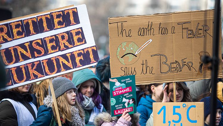 72 Prozent der Befragten bezweifeln, dass Klima-Proteste letztlich zu mehr Klimaschutz-Maßnahmen führen werden.